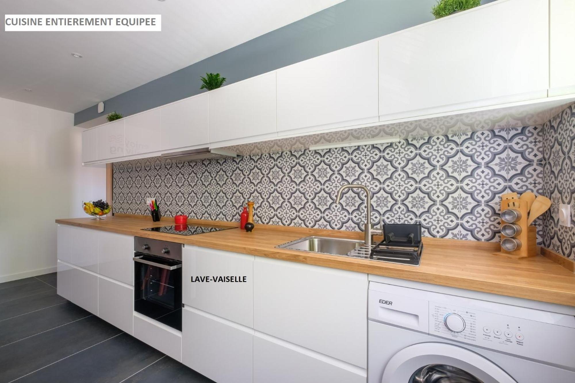 Appart 3 Suites-Chaque Suite Avec Sdo Wc Privatifs - Cuisine Commune Tassin-la-Demi-Lune Exterior foto